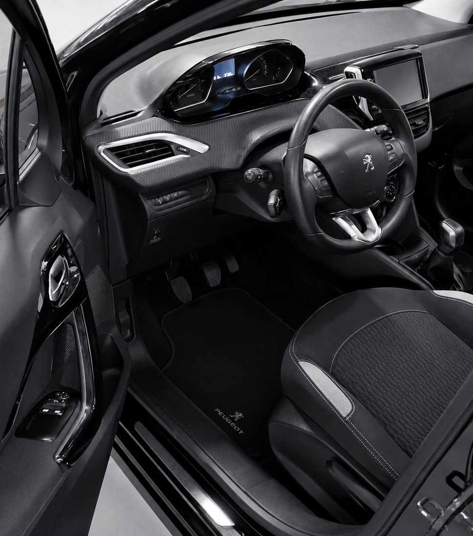 peugeot-208-2016-gasolina-1199cc