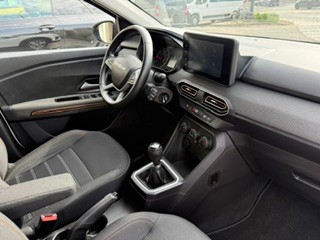 dacia-sandero-2023-gpl-999cc