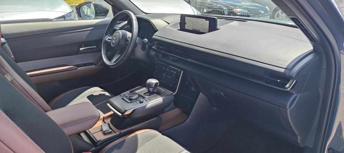 mazda-mx-30-e-skyactiv-2021-eletrico