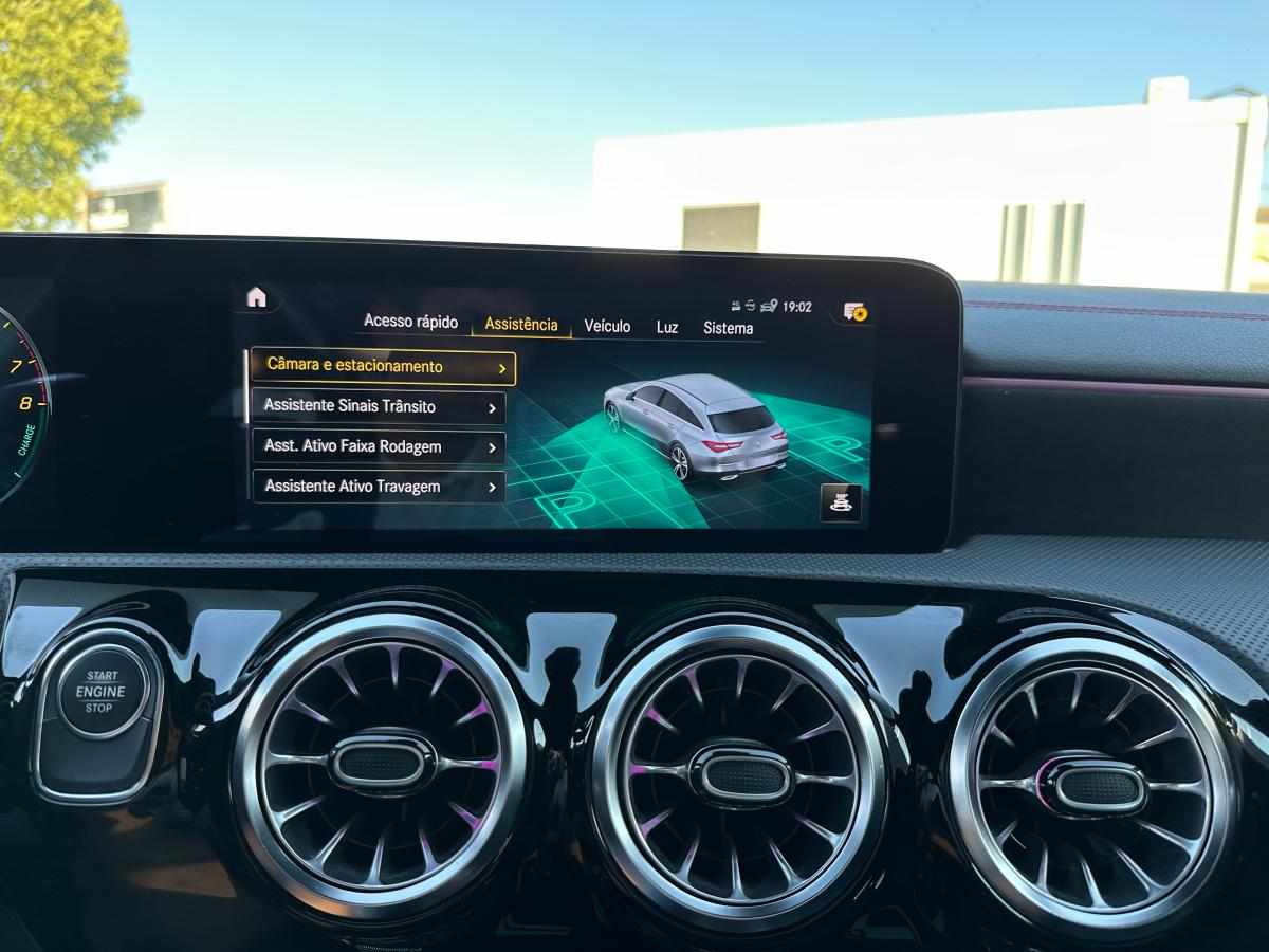 mercedes-benz-cla-250-e-2021-gasolina-1332cc