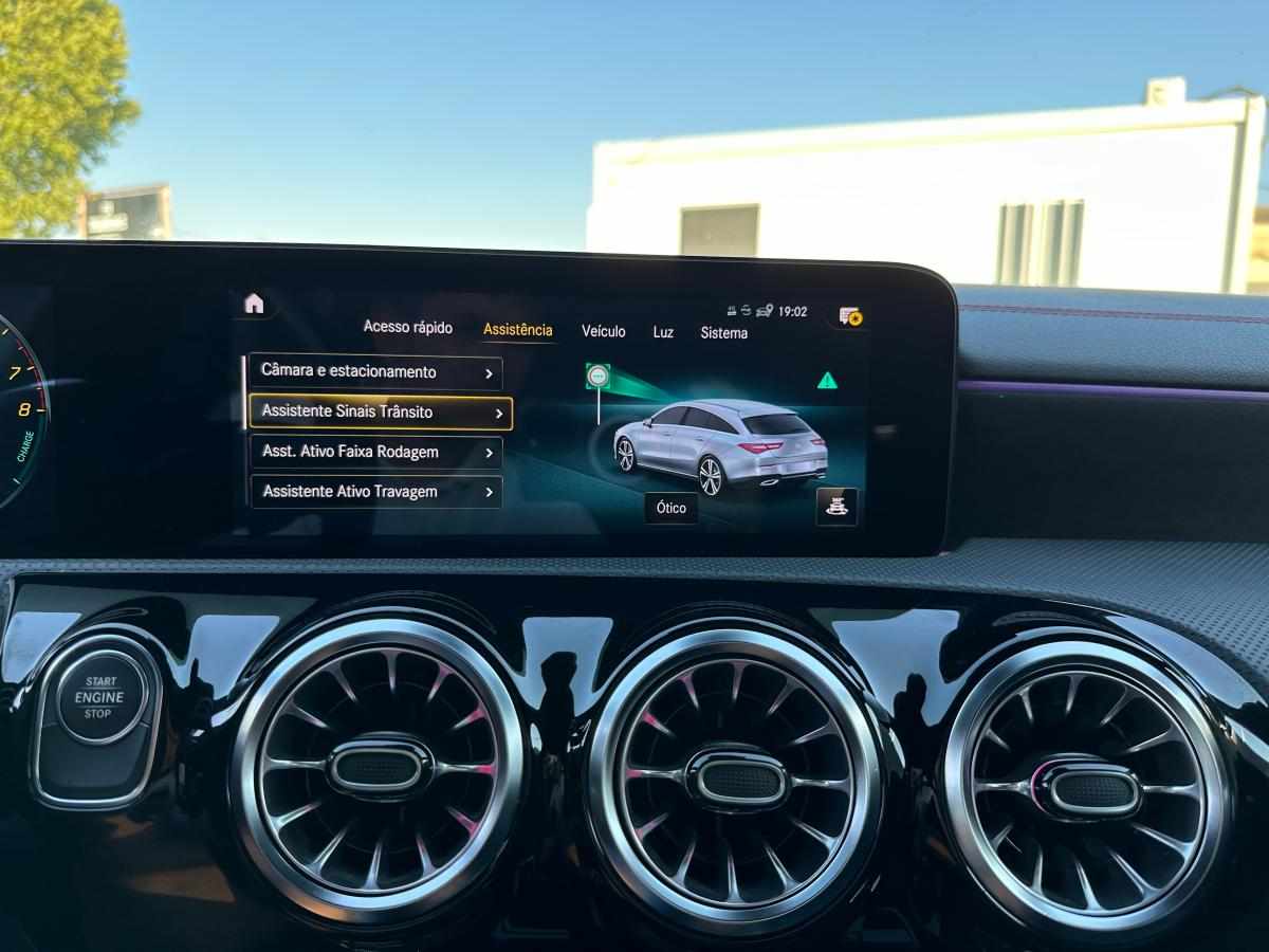 mercedes-benz-cla-250-e-2021-gasolina-1332cc