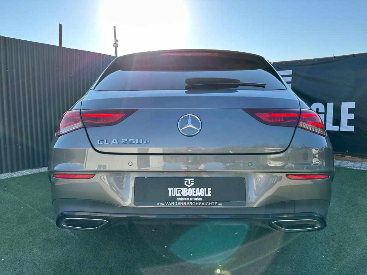 mercedes-benz-cla-250-e-2021-gasolina-1332cc