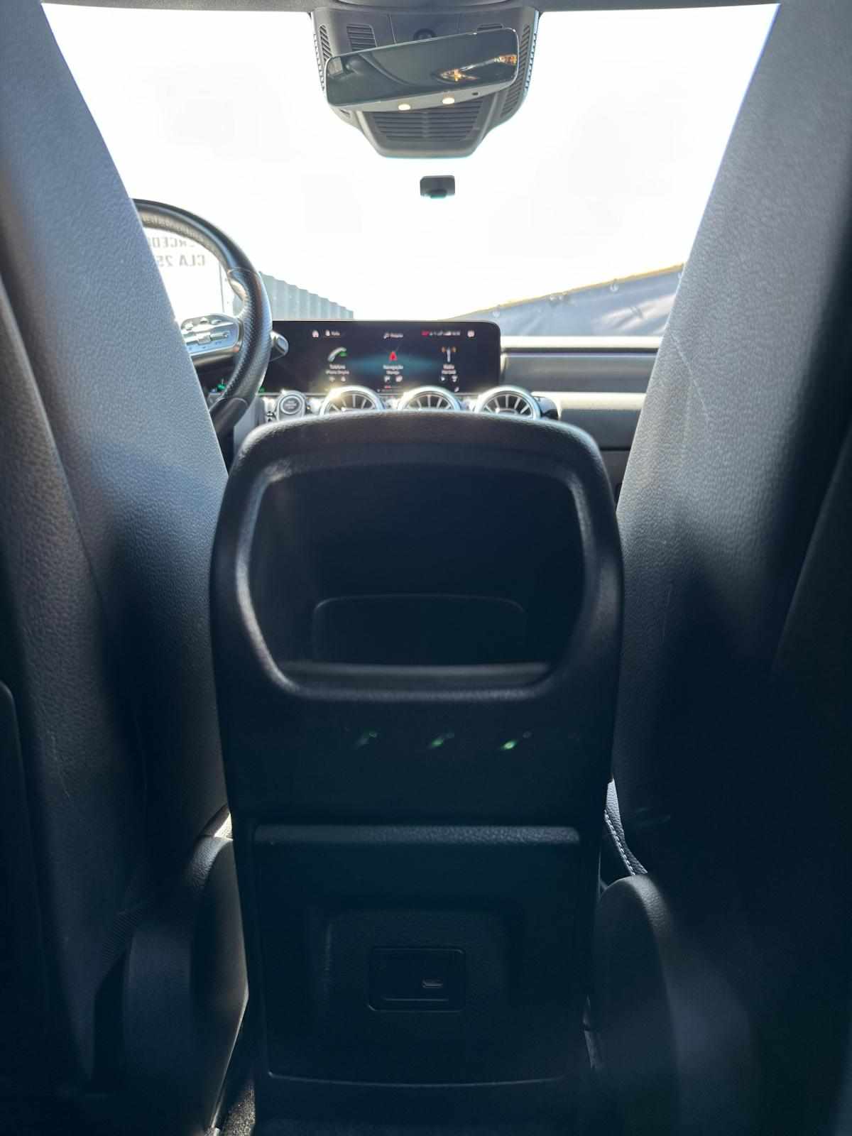 mercedes-benz-cla-250-e-2021-gasolina-1332cc