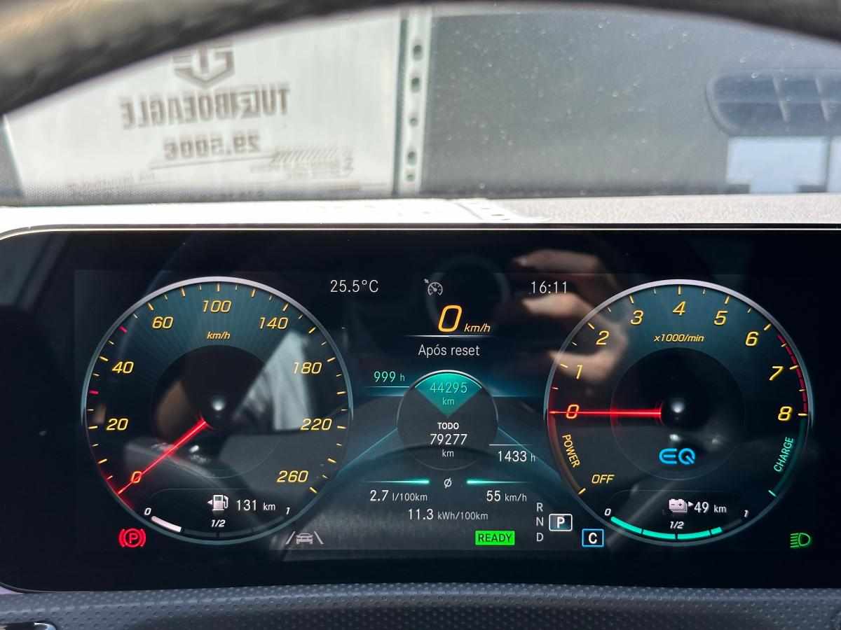 mercedes-benz-cla-250-e-2021-gasolina-1332cc