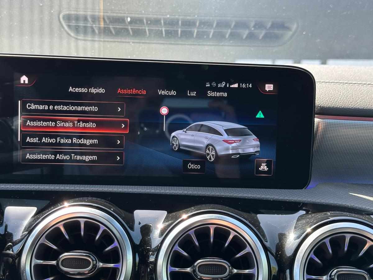 mercedes-benz-cla-250-e-2021-gasolina-1332cc