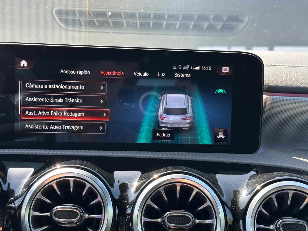 mercedes-benz-cla-250-e-2021-gasolina-1332cc