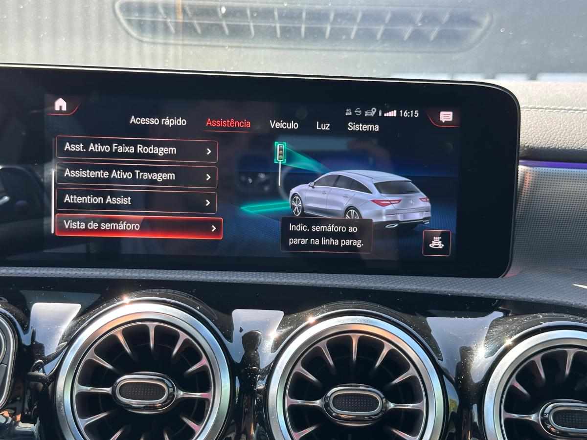 mercedes-benz-cla-250-e-2021-gasolina-1332cc