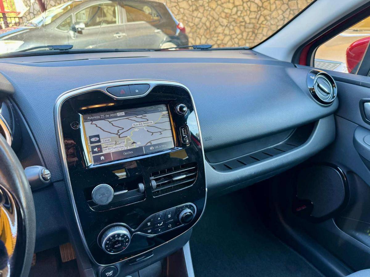 renault-clio-sport-tourer-2015-gasolina-898cc