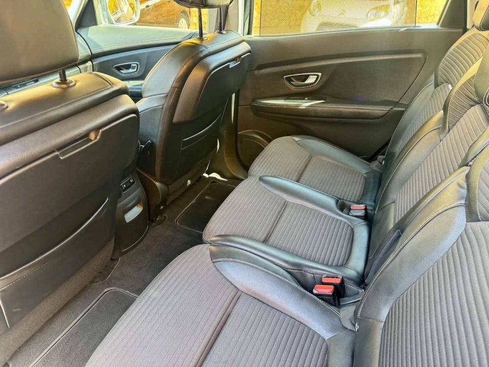 renault-grand-scenic-2018-diesel-1461cc