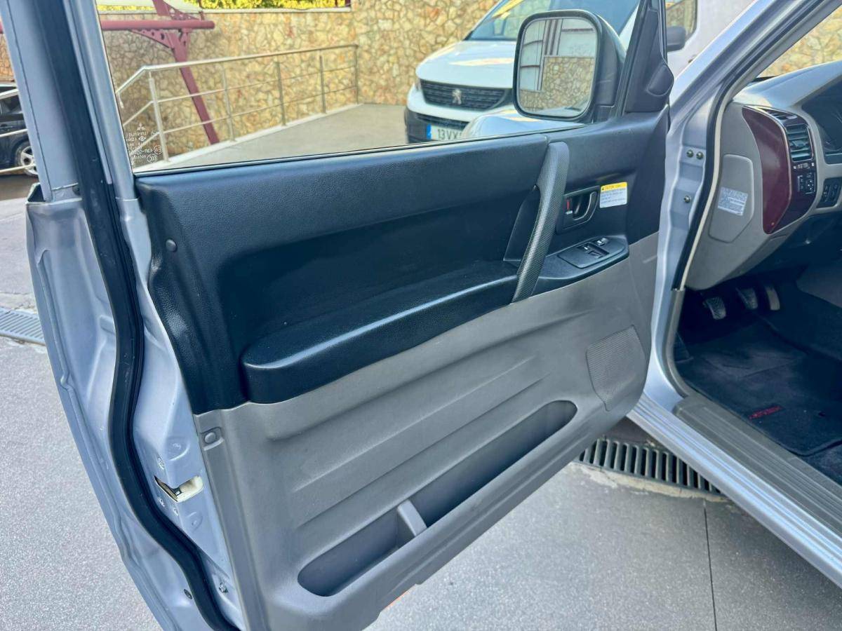 mitsubishi-pajero-2005-diesel-3200cc