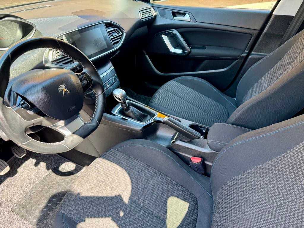 peugeot-308-2019-diesel-1499cc