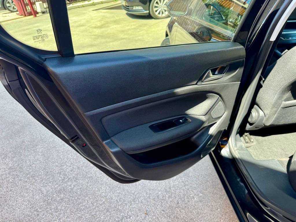 peugeot-308-2019-diesel-1499cc