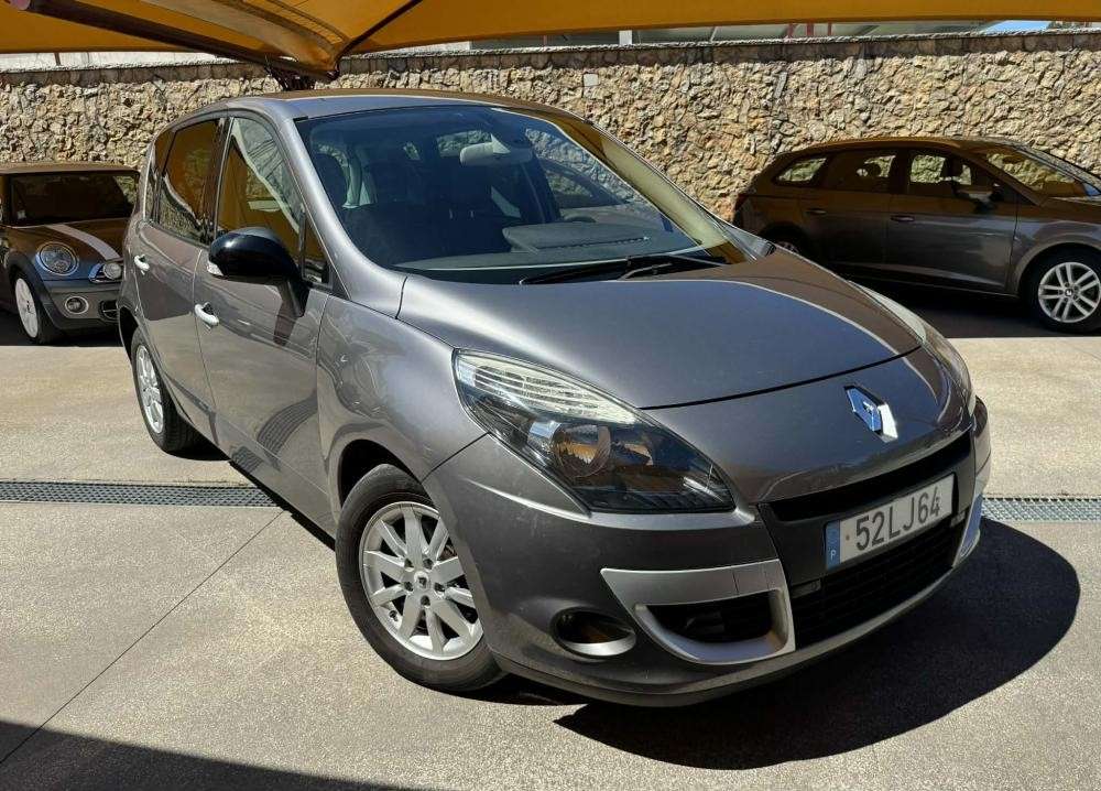 renault-scenic-2011-diesel-1461cc