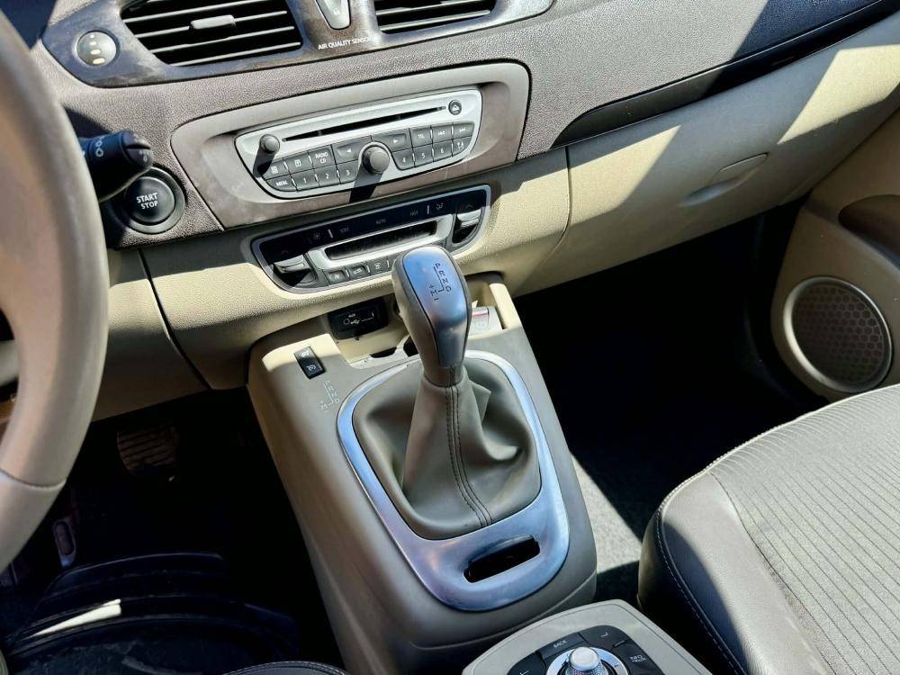 renault-scenic-2011-diesel-1461cc