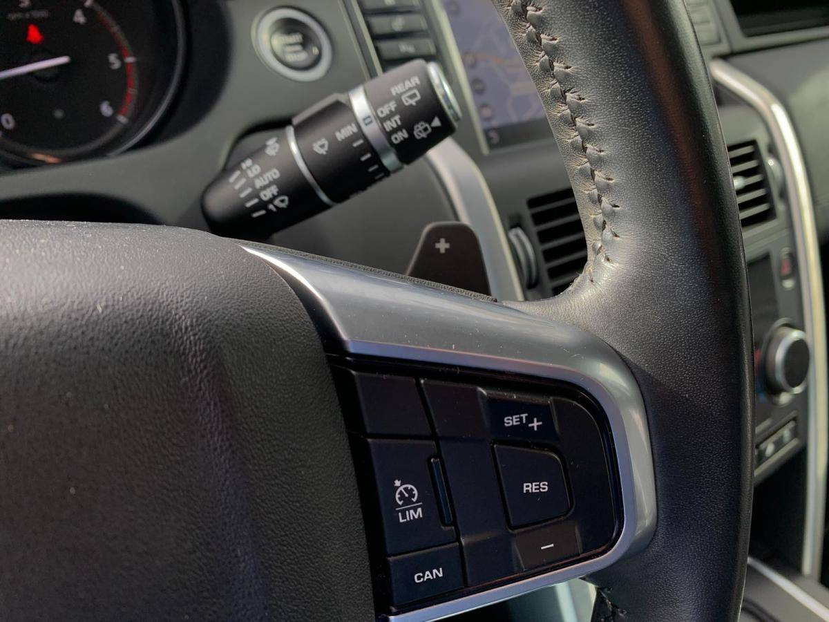 land-rover-discovery-sport-2018-diesel-1999cc