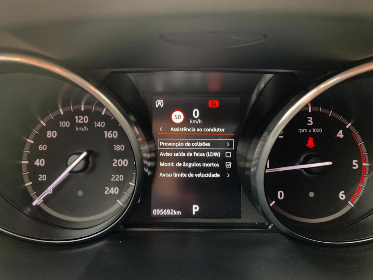 land-rover-discovery-sport-2018-diesel-1999cc