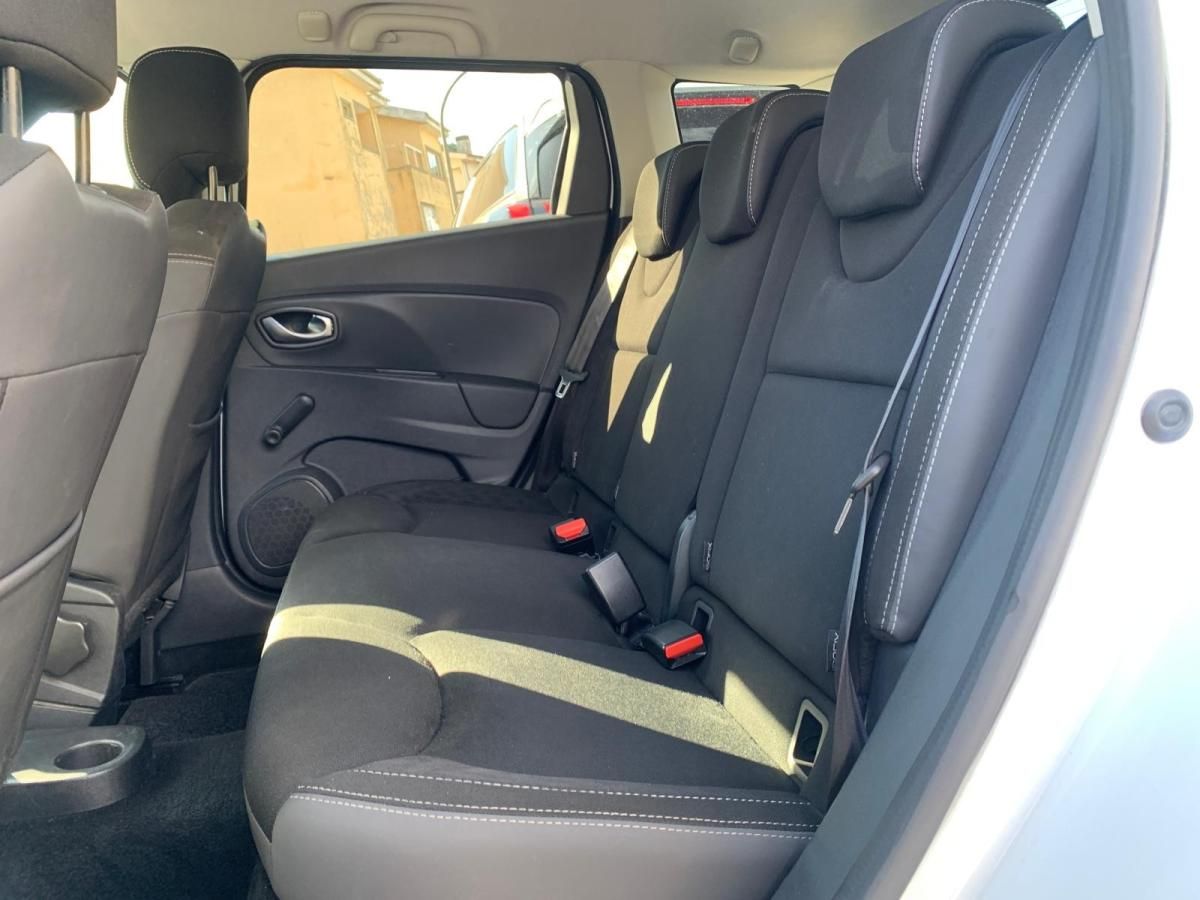 renault-clio-sport-tourer-2018-diesel-1461cc
