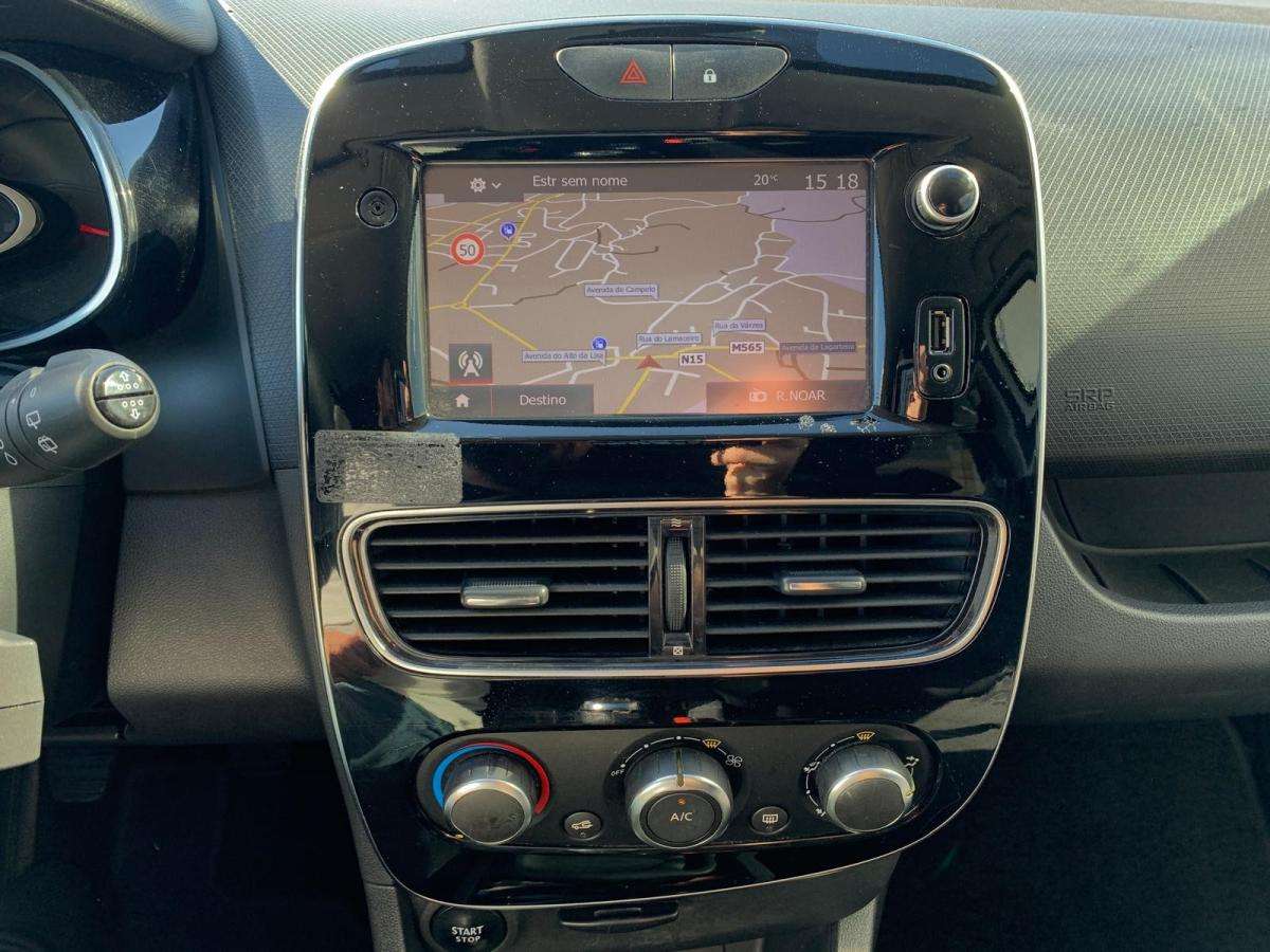 renault-clio-sport-tourer-2018-diesel-1461cc