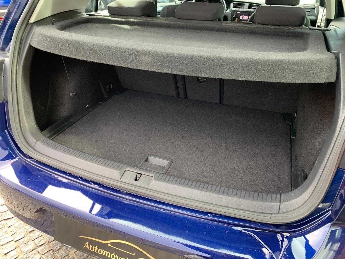 volkswagen-golf-2019-diesel-1598cc