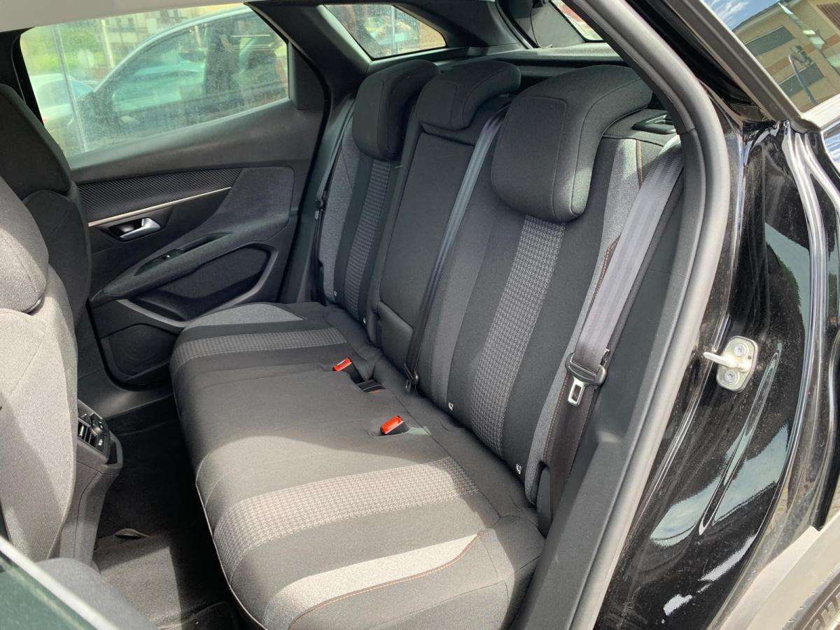 peugeot-3008-2021-diesel-1499cc