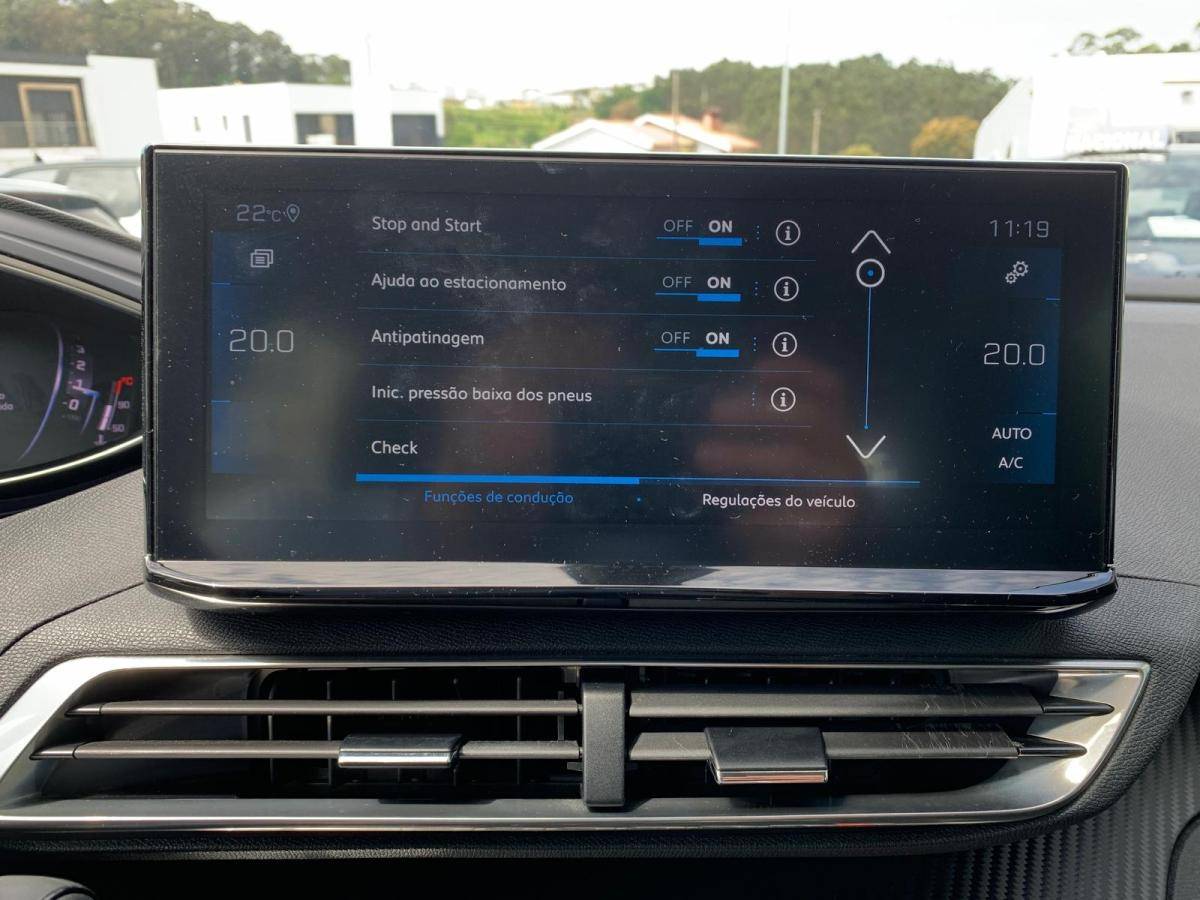 peugeot-3008-2021-diesel-1499cc