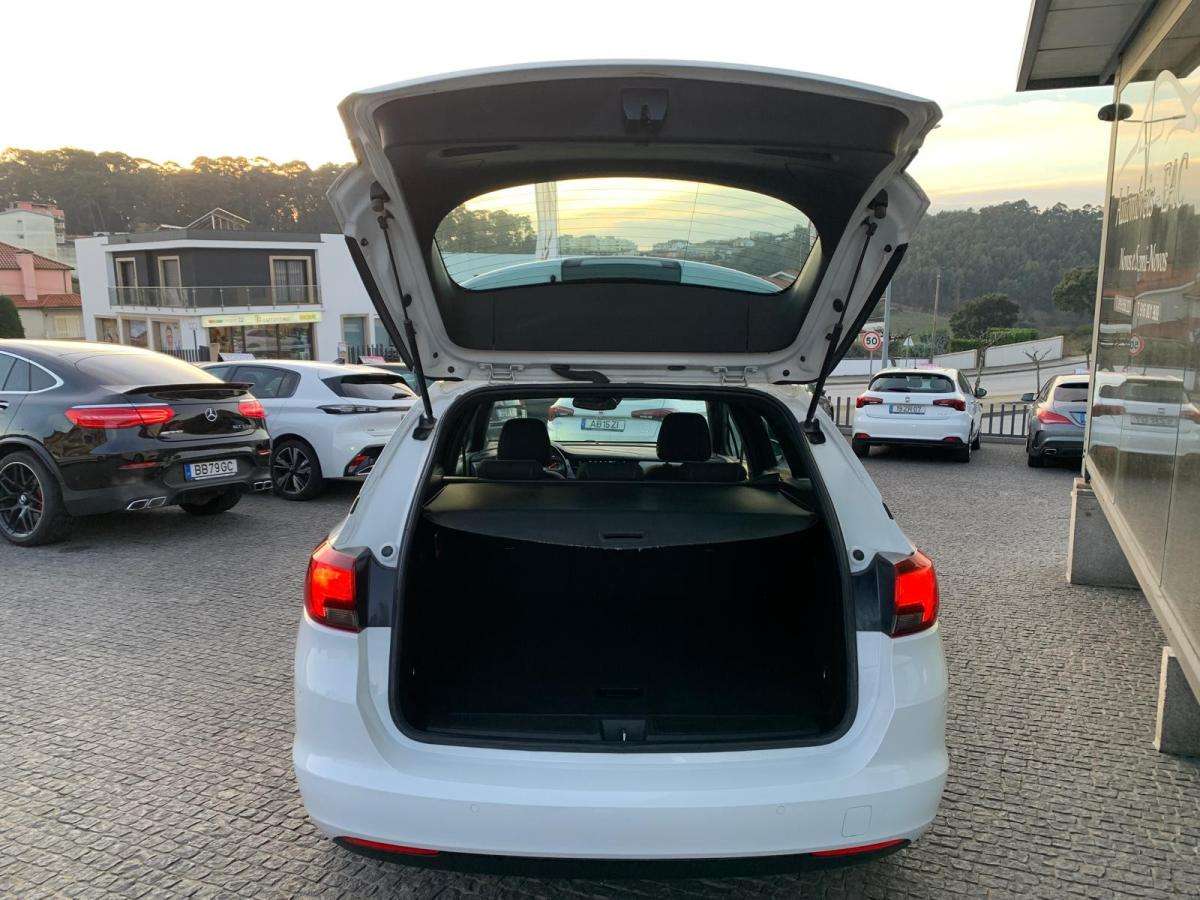 opel-astra-sport-tourer-2020-diesel-1496cc