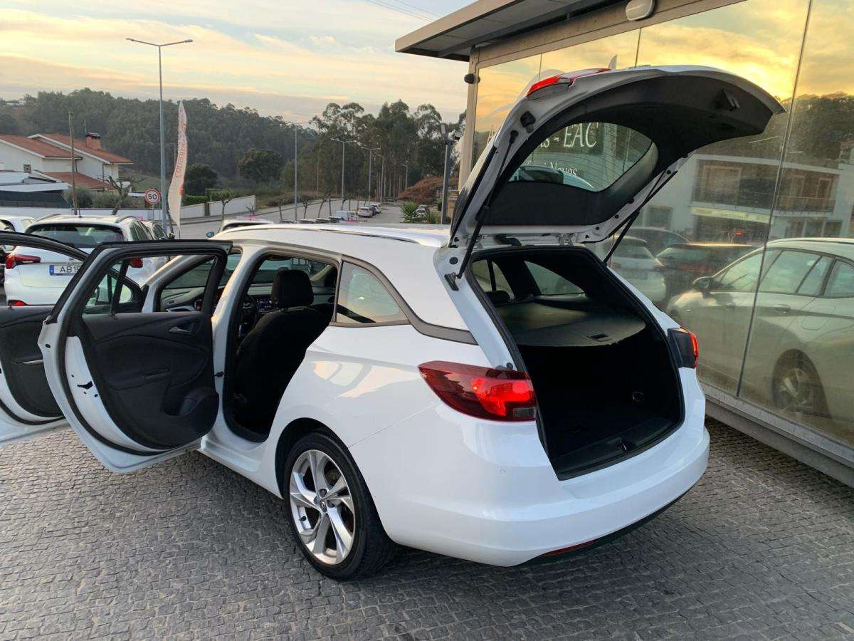 opel-astra-sport-tourer-2020-diesel-1496cc