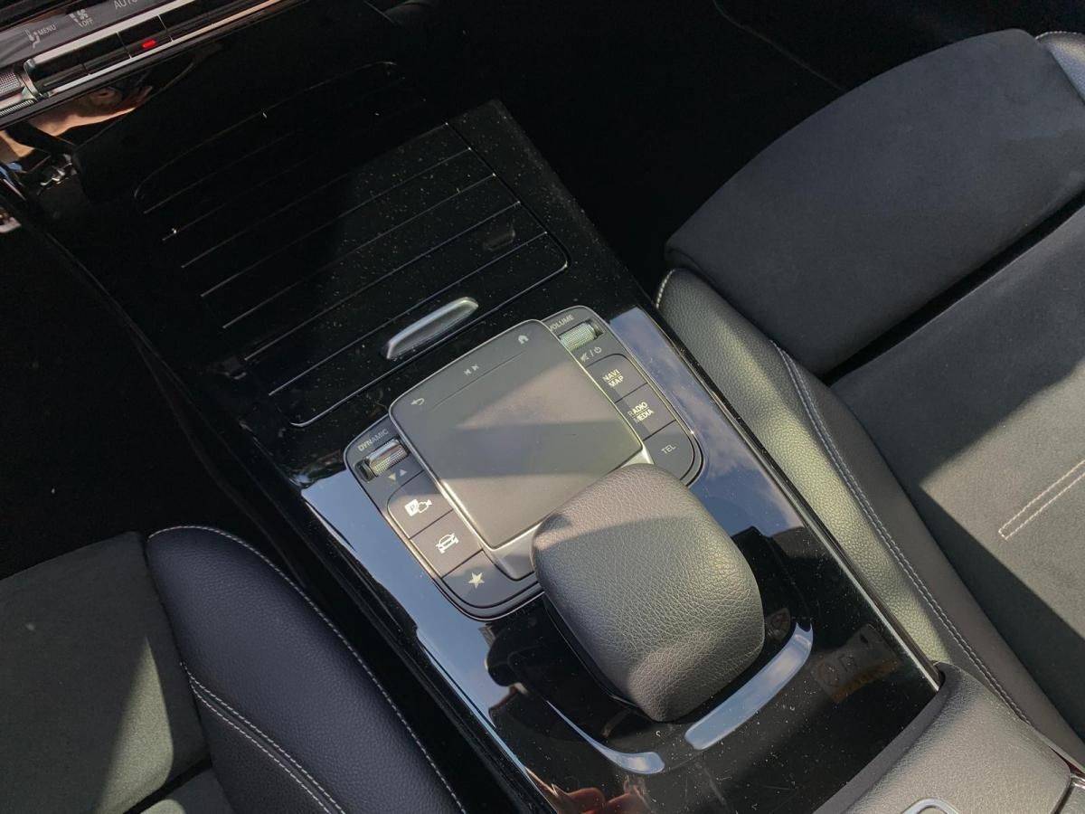 mercedes-benz-classe-a-2021-hibrido-a-gasolina-1332cc