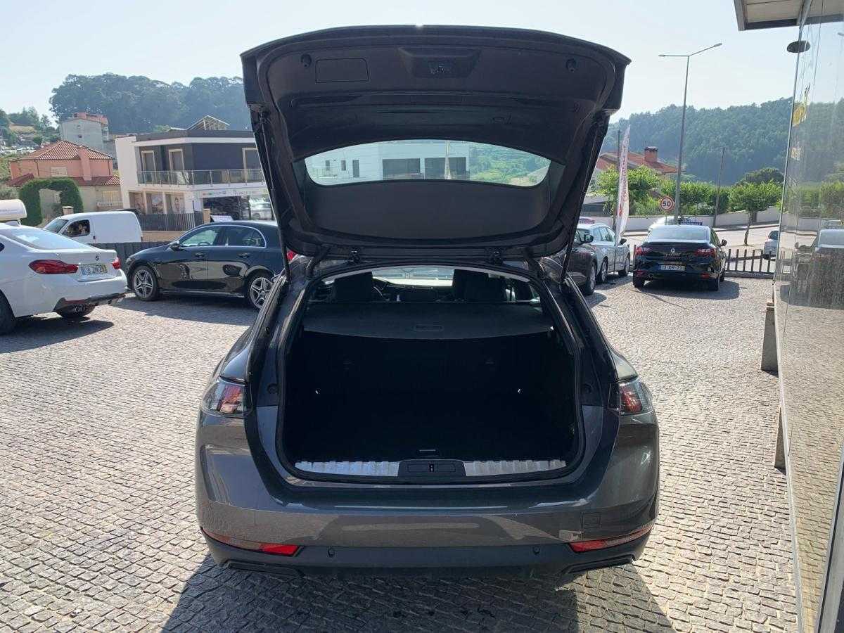 peugeot-508-sw-2021-diesel-1499cc