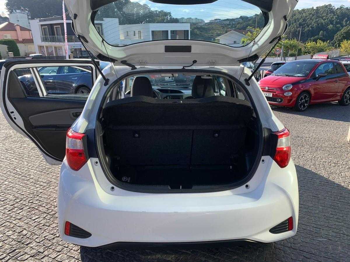 toyota-yaris-2019-gasolina-998cc