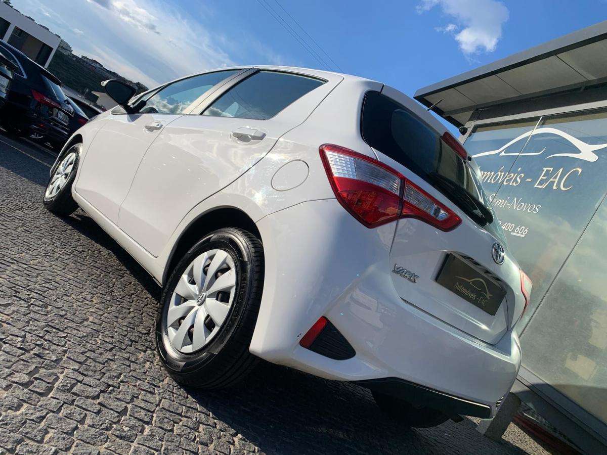 toyota-yaris-2019-gasolina-998cc