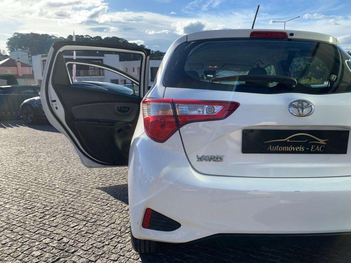 toyota-yaris-2019-gasolina-998cc
