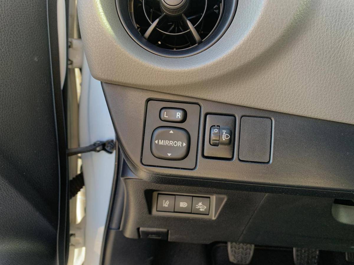 toyota-yaris-2019-gasolina-998cc