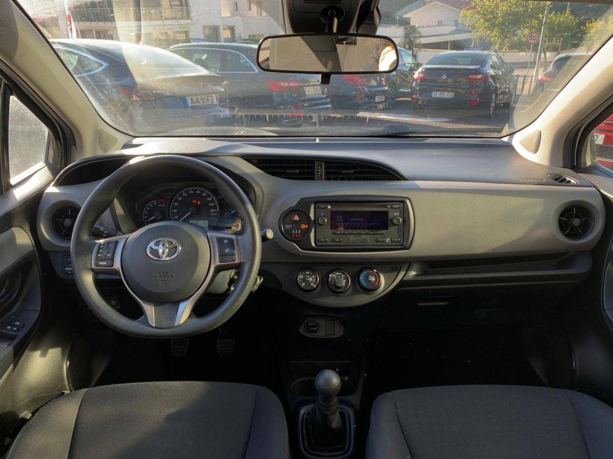 toyota-yaris-2019-gasolina-998cc