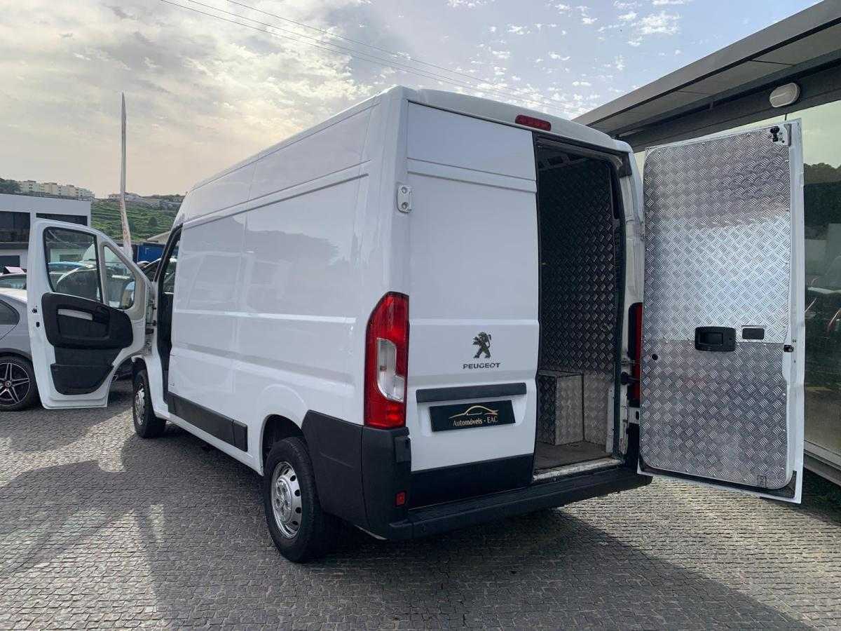 peugeot-boxer-2020-diesel-2179cc