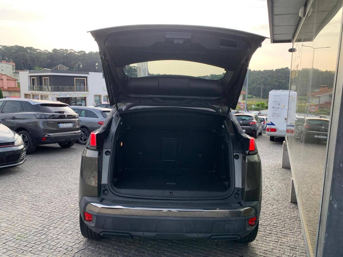 peugeot-3008-2019-diesel-1499cc