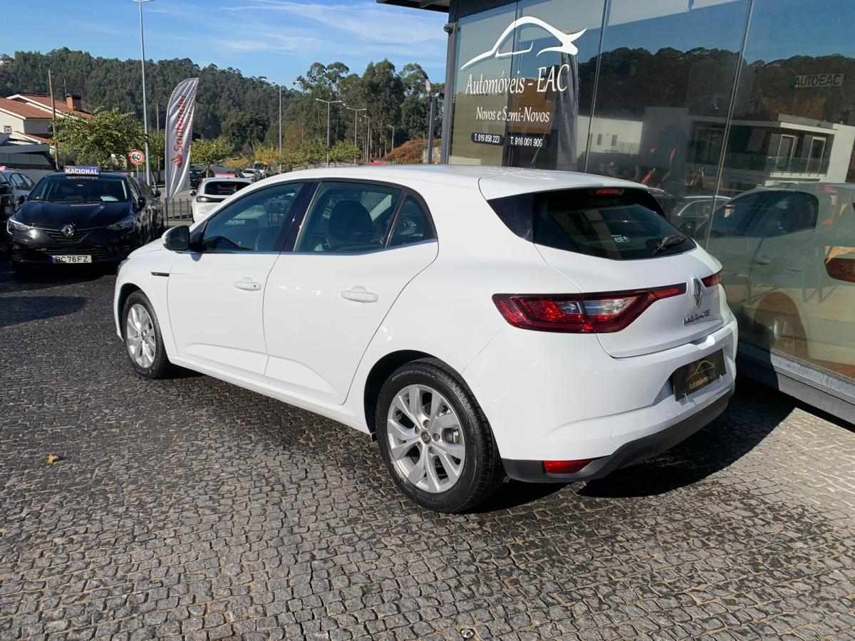 renault-megane-2018-diesel-1461cc