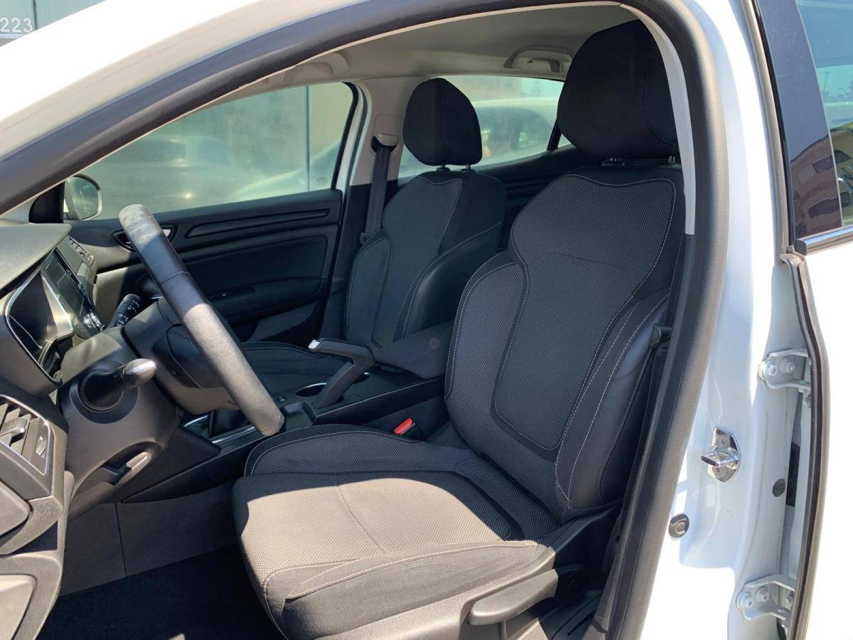 renault-megane-2018-diesel-1461cc