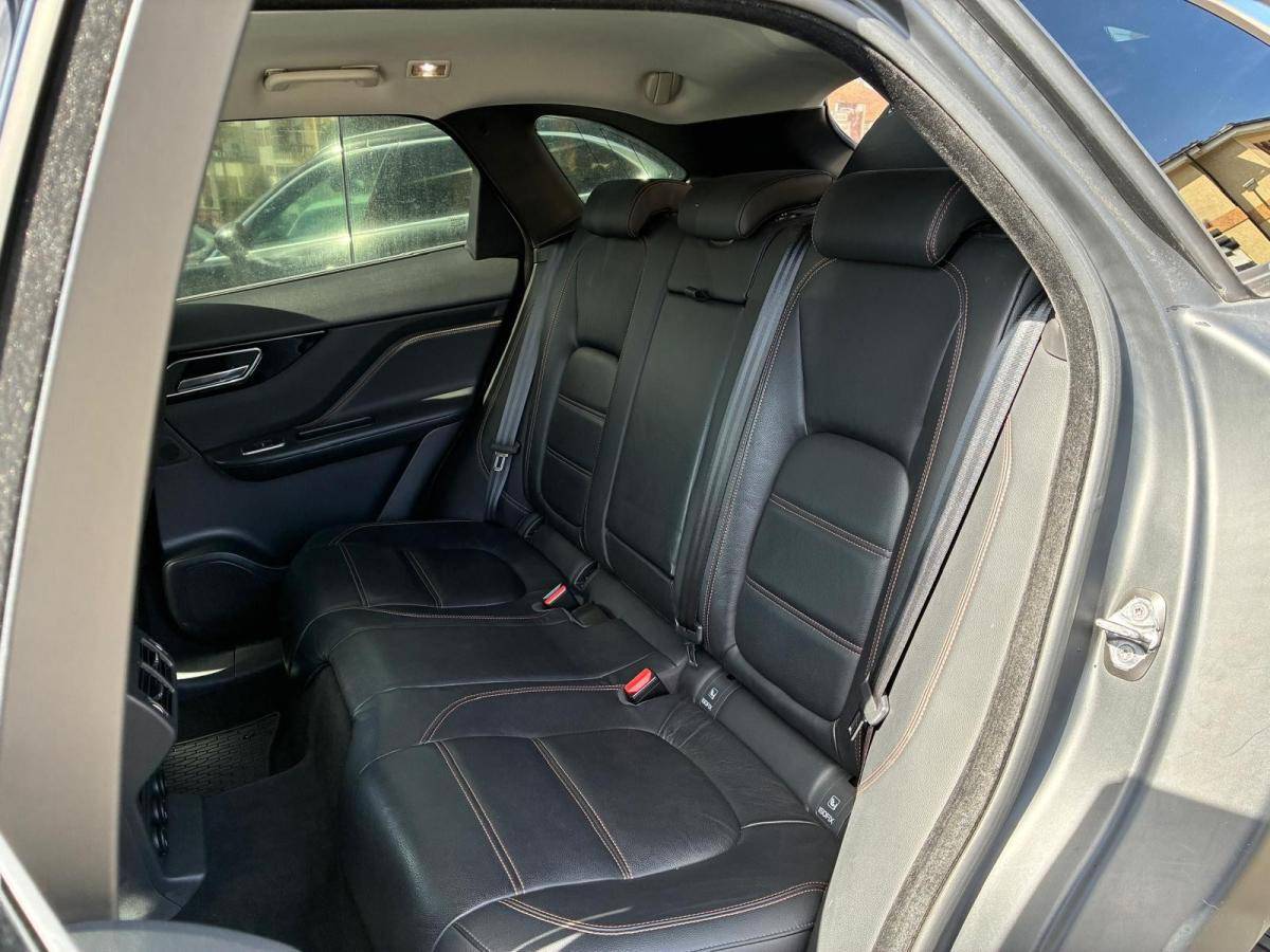 jaguar-f-pace-2018-diesel-1999cc
