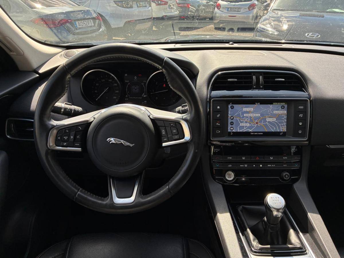 jaguar-f-pace-2018-diesel-1999cc