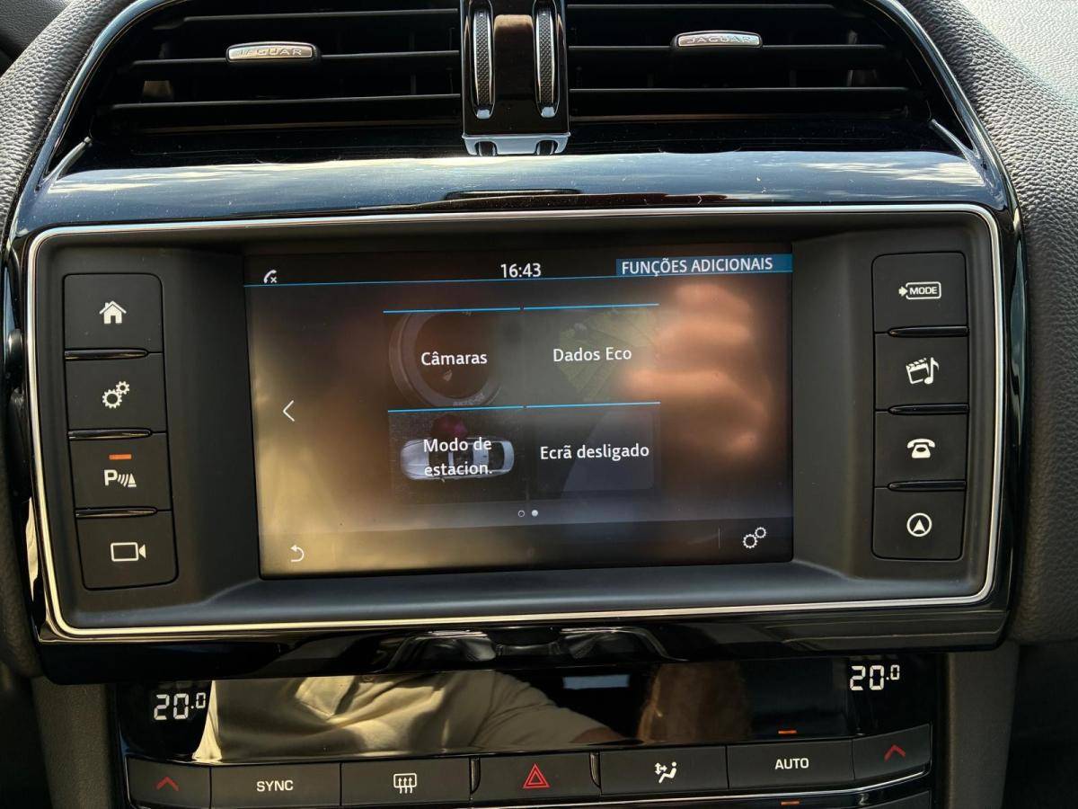 jaguar-f-pace-2018-diesel-1999cc