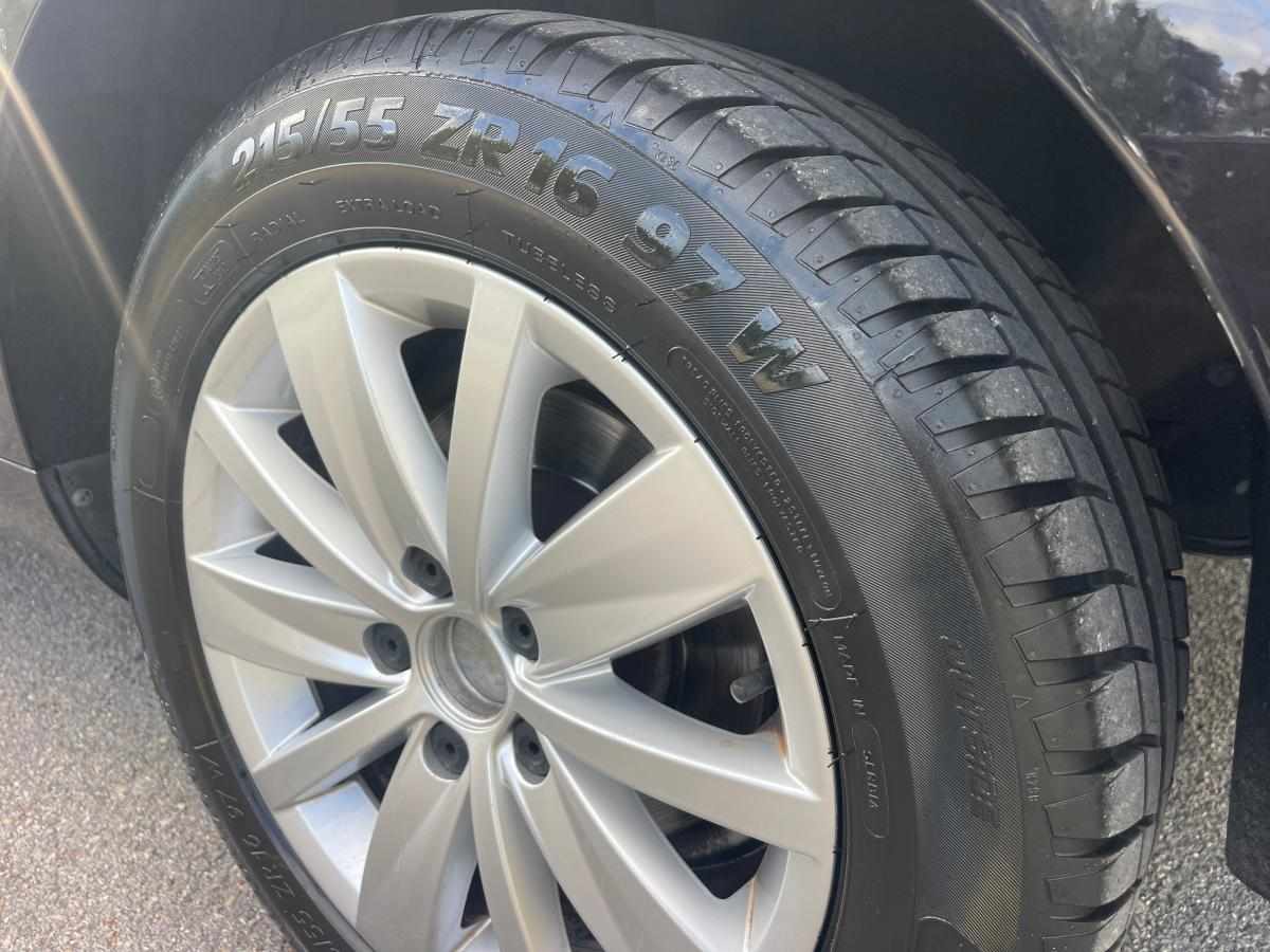 volkswagen-passat-1-6-tdi-bluemotion-2012-diesel-1598cc