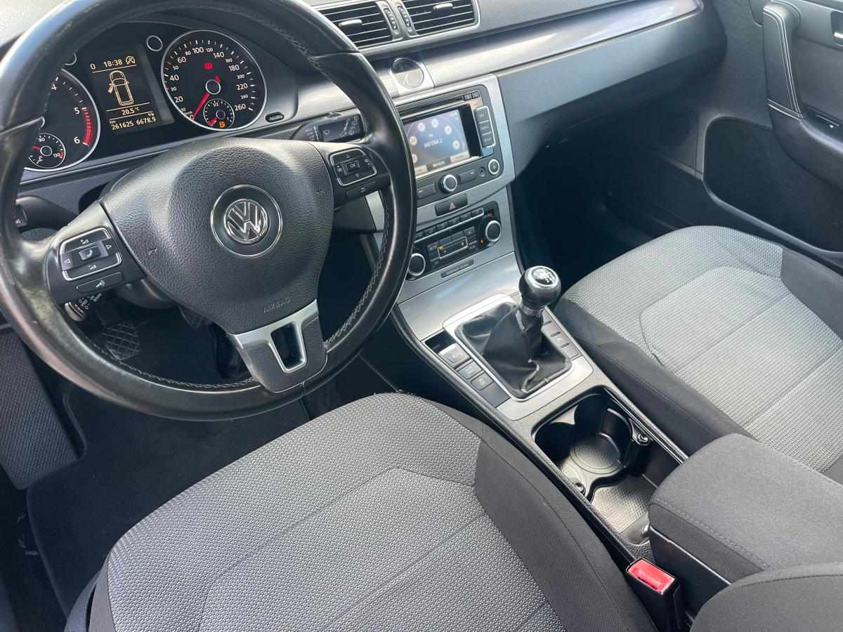 volkswagen-passat-1-6-tdi-bluemotion-2012-diesel-1598cc