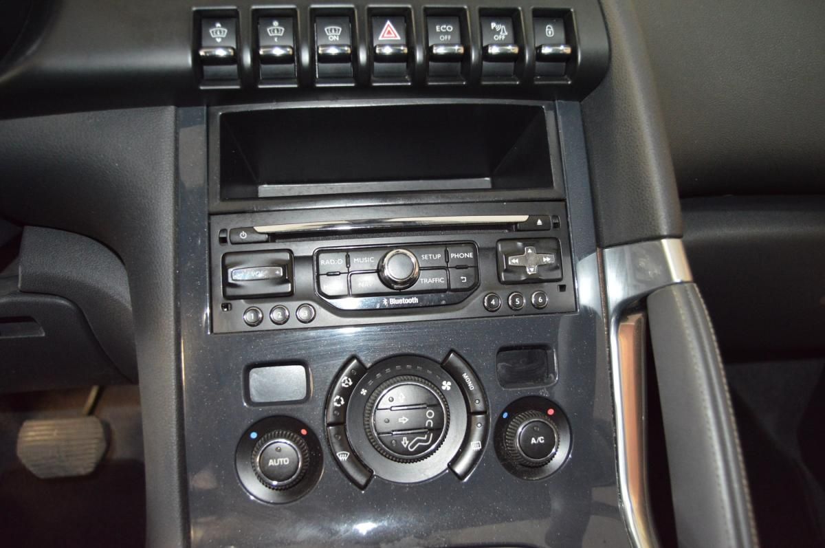 peugeot-3008-2014-hibrido-a-diesel-1997cc