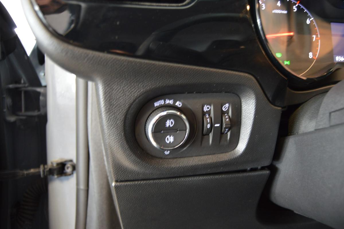 opel-corsa-2024-gasolina-1199cc