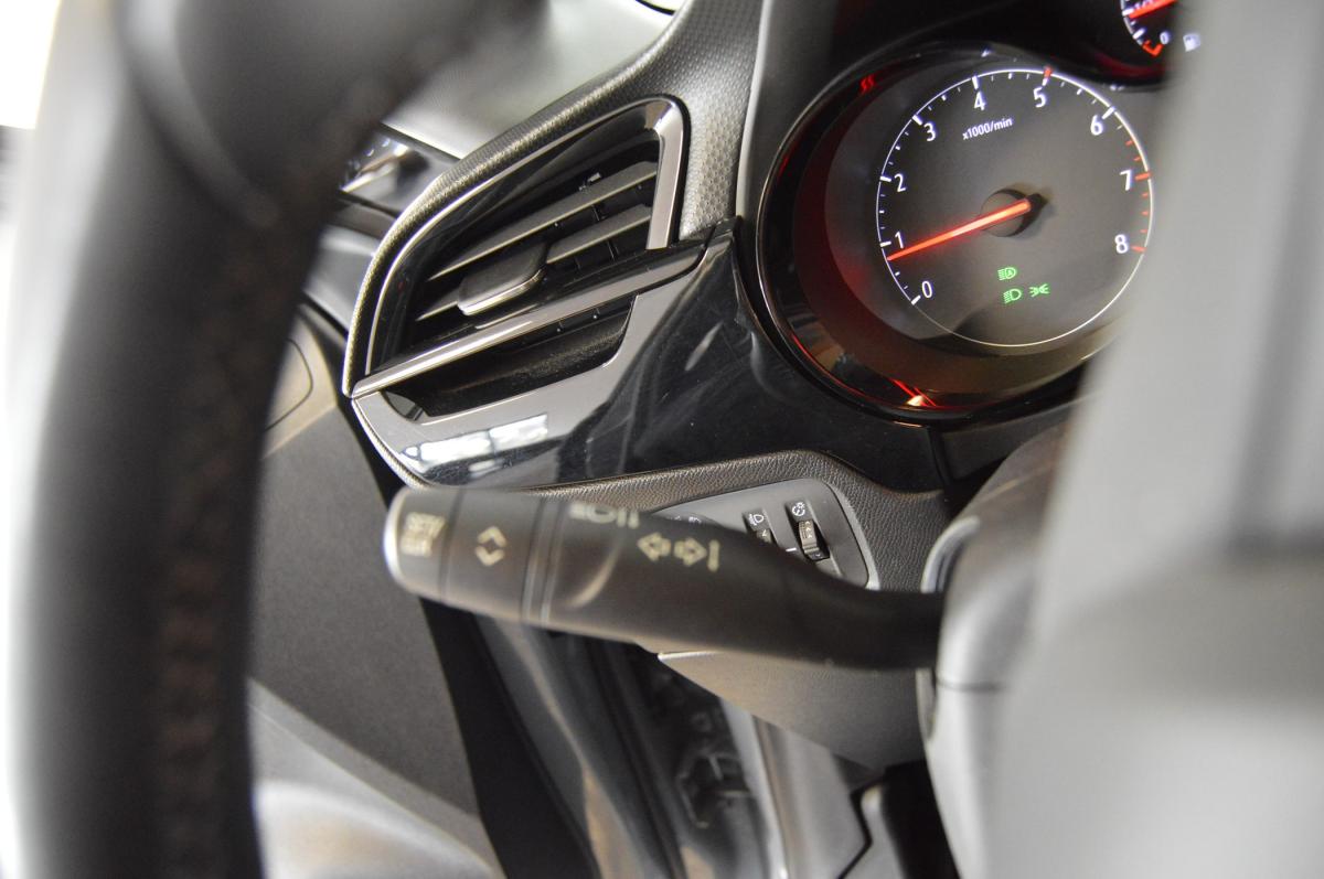 opel-corsa-2024-gasolina-1199cc
