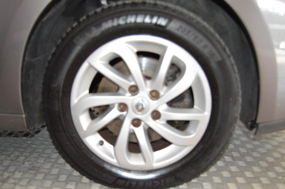 renault-scenic-2014-diesel-1461cc