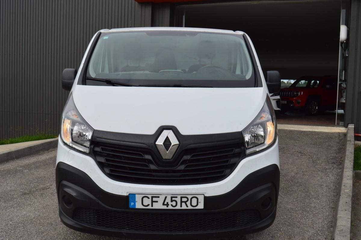 renault-trafic-2019-diesel-1598cc