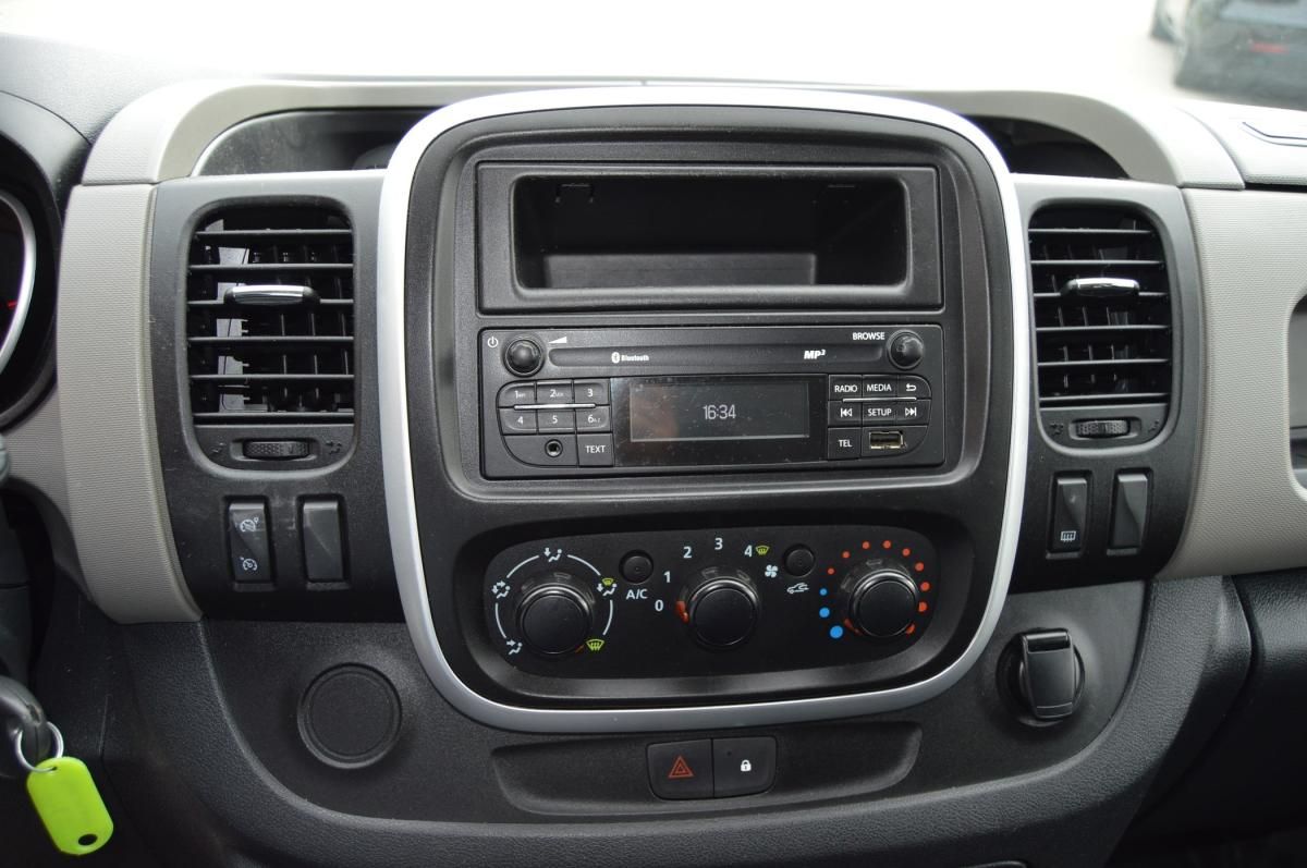 renault-trafic-2019-diesel-1598cc