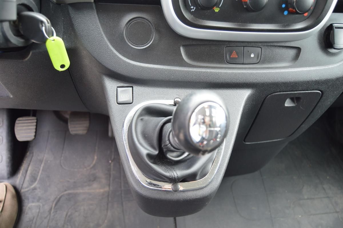 renault-trafic-2019-diesel-1598cc